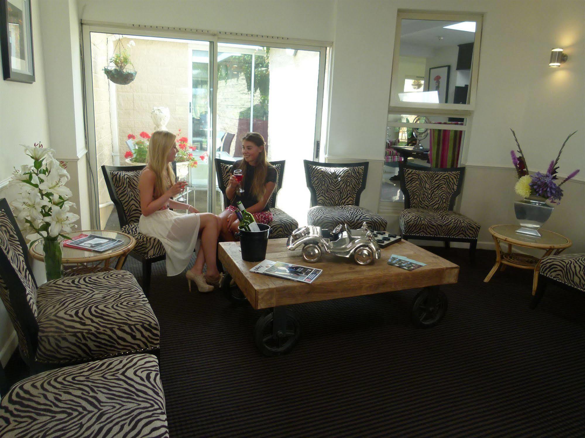 Beachcombers Hotel Grouville Luaran gambar
